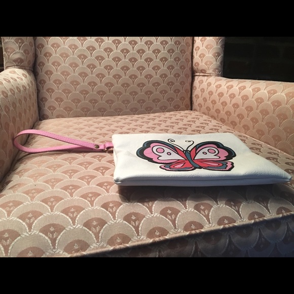 Clutch - Picture 2 of 4